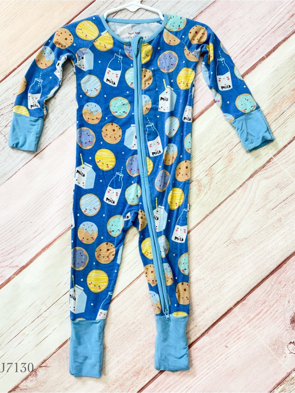 Little Sleepies Blue Cookies & Milk Bamboo Viscose Zippy Pajamas Size 6-12 Month